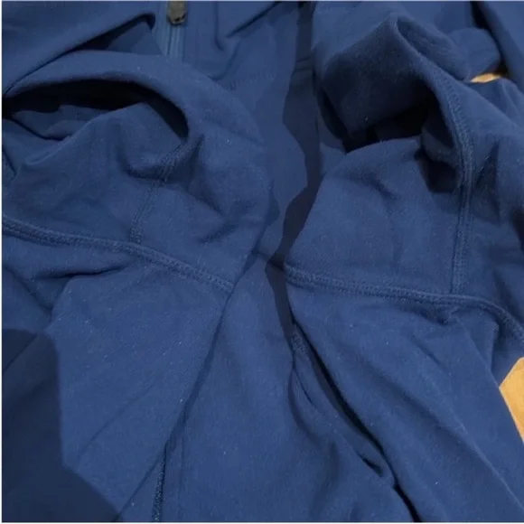 Lululemon Active Blue Jacket & Black 21“ Run Inspire Capri Crop Legging - size 8 - Picture 14 of 16